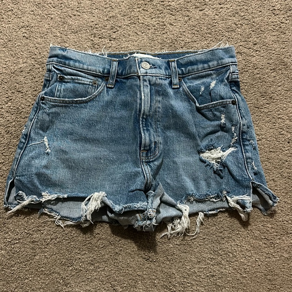 Abercrombie shorts!